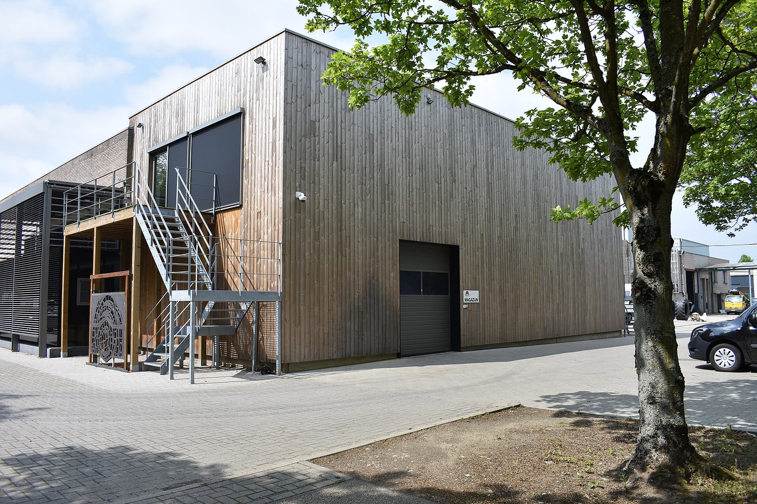 Is gevelbekleding in hout onderhoudsvrij? SD Schrijnwerkerij